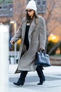 shay-mitchell-out-in-financial-district-in-new-york-12-13-2021-1.jpg