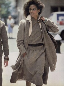 style_09.thumb.jpg.341c733e31116b4df7fd37b6daa14fc2.jpg