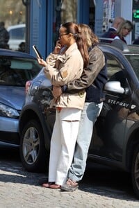 zoe-saldana-and-marco-perego-out-at-ile-saint-louis-in-paris-04-09-2023-7.jpg