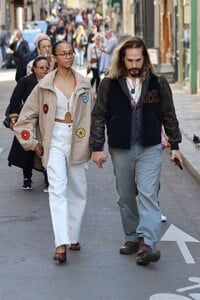 zoe-saldana-and-marco-perego-out-at-ile-saint-louis-in-paris-04-09-2023-8.jpg