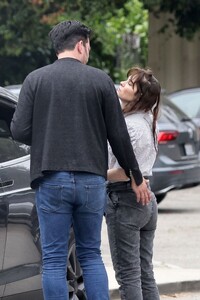 zooey-deschanel-and-jonathan-scott-arrives-at-her-daughter-s-play-in-los-angeles-05-21-2023-0.jpg