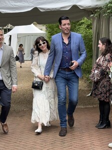 zooey-deschanel-and-jonathan-scott-arrives-at-white-house-correspondents-dinner-in-washington-dc-04-29-2023-2.jpg