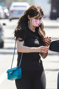 zooey-deschanel-leaves-morning-workout-in-brentwood-07-28-2023-6.jpg