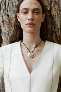 00013-maria-mcmanus-resort-2023-credit-brand.thumb.jpg.72f38656e18a426d8f8174fdacfb9feb.jpg