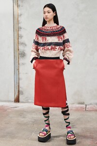 00024-sacai-resort-2023-credit-stas-komarovski-brand.thumb.jpg.f51f190f6982a115bcb1b0d9bdbf22c5.jpg