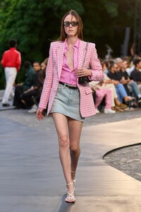 00039-ami-spring-2023-mens-credit-gorunway.thumb.jpg.470624338fb5d5f76d948e5d79b4142f.jpg