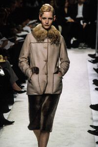 1005765457_Iceberg1998WomenRTW38.thumb.jpg.02785b11e0a208cb9cd3cc7fabcefa64.jpg