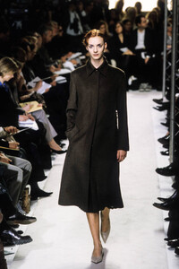 1011922178_Iceberg1998WomenRTW55.thumb.jpg.d1645d08fc4081ba7dd038238a63ab52.jpg