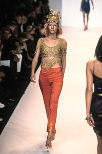 1165651368_AnnaSui1998WomenRTW35.thumb.jpg.092ab01d8016d383cba1a4df2f425cfa.jpg