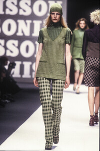 1207686551_Missoni1996WomenRTW47.thumb.jpg.651fc816e4ee358996b17b02158b4b4a.jpg