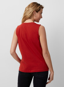 Contemporaine - Organic cotton crew-neck tank - Cherry Red - A2_1.jpg