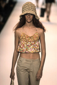 1517034530_AnnaSui1998WomenRTW104.thumb.jpg.5f68333affcd9788935eeef2df9b261c.jpg
