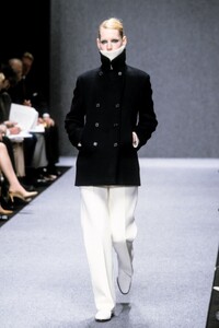 2084146953_MichaelKors1998WomenRTW65.thumb.jpg.eb76ad4db7766b362aabbea7f8fd6373.jpg