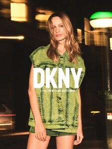 DKNY SUMMER 2023_3.jpg