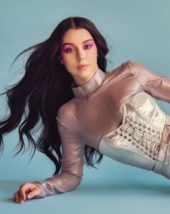 adelaide-kane_net005~0.jpg