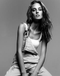 Claire Delozier 740full-claire-delozier.jpg