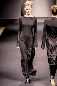 538829165_Callaghan1996WomenRTW4.thumb.jpg.95f0396feb6763aff63e2df2c226aa59.jpg