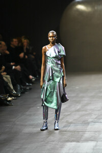 878914941_alekwekim0221.thumb.jpg.c887749f9c1bacf337e8ec2e6d81eaf6.jpg