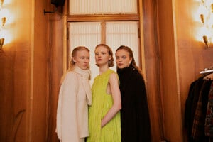 AW23-Copenhagen-Fashion-Week-Lovechild-Backstage-BryndisThorsteinsdottir-57.thumb.jpg.10e53b668a2eeb3dc87d4874346b0a0a.jpg