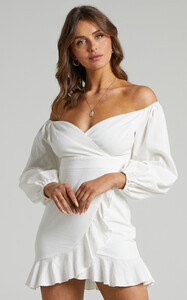 Cant_Move_On_Dress_in_White_Linen_LookS009772-White_11.thumb.jpg.f02b7b96c86eecbe5645ec83f039fbdb.jpg