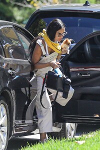Demi-Moore---Seen-in-Los-Angeles-11.jpg