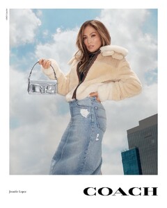 Jennifer-Lopez-Tabby-Bag-Coach-Fall-2023-Ad.jpg