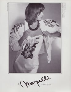 MadameDe0287_008.thumb.jpg.5e20c81721dea06c047b66dd752b3f3a.jpg