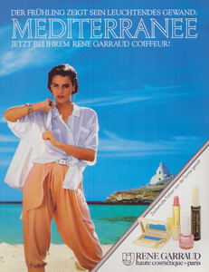 MadameDe0287_010.thumb.jpg.2980b0dc66a5ac8315029142ee43c6ad.jpg