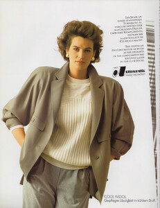 MadameDe0287_035.thumb.jpg.daf3b2e06e531f84798a316ef05d534e.jpg