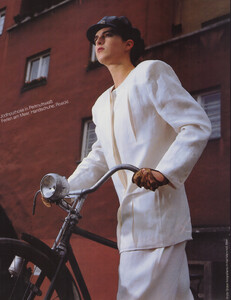 MadameDe0287_054.thumb.jpg.3ad36ca09f2b5a6c6b023fca0c6b003d.jpg