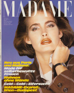 MadameDe0784_001TrinaChambers.thumb.jpg.998cecc966b4e7d1cb706b8160dd6d5e.jpg