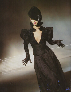 MadameDe1186_044.thumb.jpg.bedd2489913e38dd30cd6b3392f854de.jpg