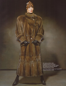 MadameDe1186_083.thumb.jpg.e6ac3259729840c77daba6c124efe798.jpg