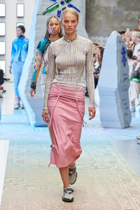 SS24-CopenhagenFashionWeek-Paolina-Russo-Runway-@jamescochranephoto-2x3-12(2).thumb.jpg.b2cd1edece676e4aa694099a00ac7c28.jpg