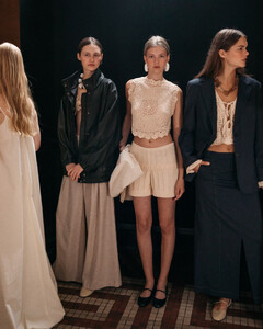 SS24-CopenhagenFashionWeek-TheGarment-Backstage-@tonyamatyu-18(1).thumb.jpg.1ed78d65c96625536576a8ffd7e55b93.jpg