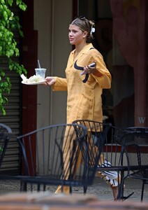 Sofia-Richie---Seen-with-her-husband-Elliot-Grainge-in-Montecito-06.jpg