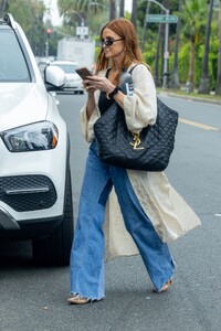 ashlee-simpson-out-in-beverly-hills-08-09-2023-7.jpg