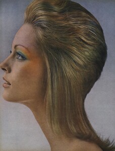 beauty_personality_01.thumb.jpg.f6eac573f3492b4d2e8a97be3d688d52.jpg
