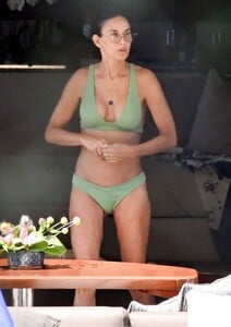 demi-moore-in-a-green-bikini-08-11-2023-10.jpg