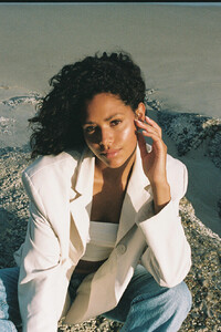 gallery_model_Y7XRKVPvqcti.thumb.jpg.8411148c8ca8a550f4e233bc83c51278.jpg