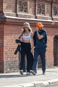 heidi-klum-and-tom-kaulitz-out-in-berlin-05-23-2023-4.jpg