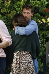 kaia-gerber-and-austin-butler-at-a-private-party-in-malibu-08-19-2023-4.jpg