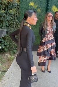 kim-kardashian-arrives-at-foundation-tijuana-sin-hambre-charity-event-in-brentwood-08-26-2023-4.jpg