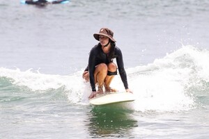 leighton-meester-solo-wave-riding-session-in-malibu-08-12-2023-8.jpg