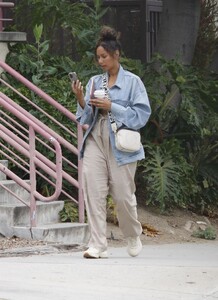 leona-lewis-out-and-about-in-los-angeles-06-09-2023-6.jpg