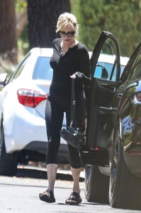 melanie-griffith-arrives-at-a-friend-s-house-in-los-feliz-07-20-2023-4.jpg