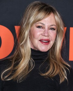 melanie-griffith-at-halloween-ends-premiere-in-los-angeles-10-11-2022-0.jpg