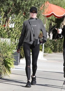 melanie-griffith-out-and-about-in-los-angeles-01-17-2023-1.jpg