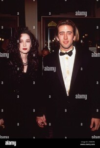 nicolas-cage-and-joanne-russell-january-1988-credit-ralph-dominguezmediapunch-2FKRHP6.thumb.jpg.ea82a02026e07571bc09b6541581a6aa.jpg
