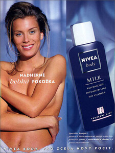 nivea.jpg.029fa31e88d4e9c351ea18cb3bee42a8.jpg